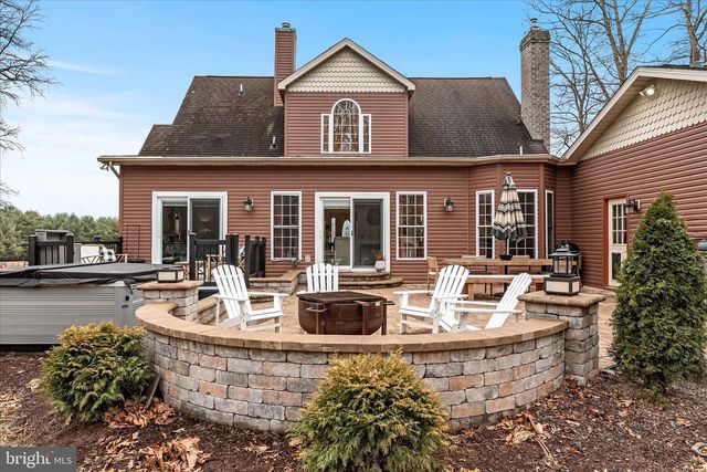 521 HIDDEN VALLEY LN, Winchester, VA 22603