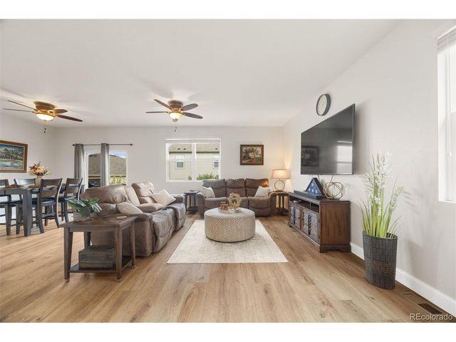 514 Gallo St, Lochbuie, CO 80603