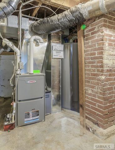 56 Cottonwood Avenue, Pocatello, ID 83204