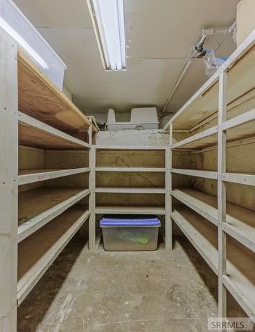 56 Cottonwood Avenue, Pocatello, ID 83204