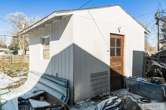 56 Cottonwood Avenue, Pocatello, ID 83204