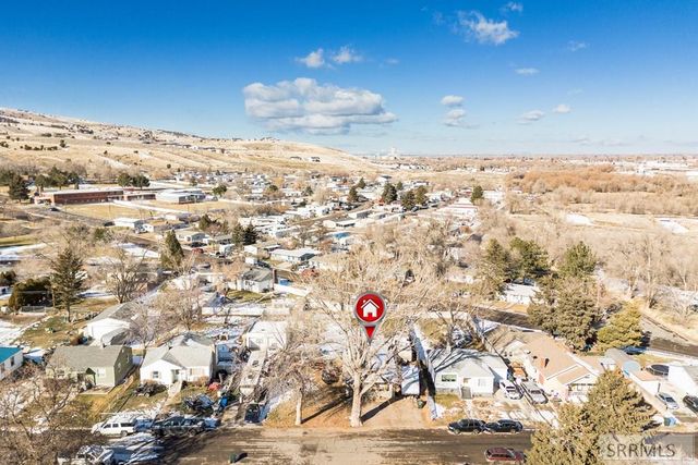 56 Cottonwood Avenue, Pocatello, ID 83204