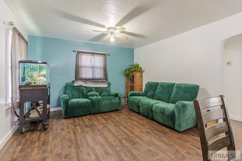 Image 3 of property listing at 56 Cottonwood Avenue, Pocatello, ID 83204