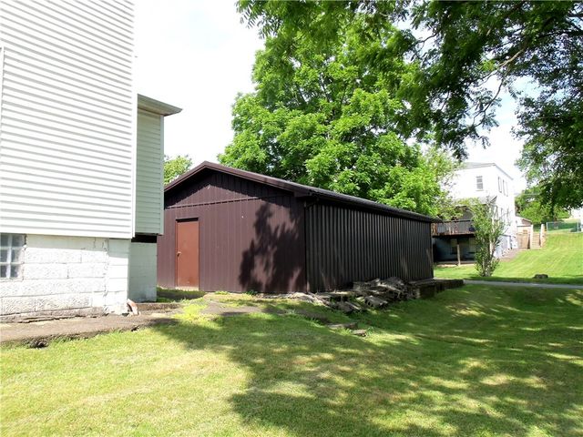 605 Duquesne Avenue, Canonsburg, PA 15317