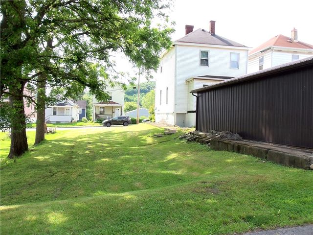 605 Duquesne Avenue, Canonsburg, PA 15317