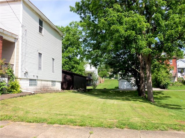 605 Duquesne Avenue, Canonsburg, PA 15317