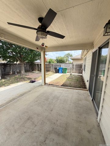 10319 Grand Club Dr, San Antonio, TX 78239