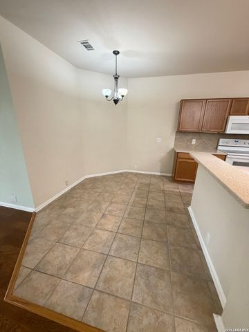 10319 Grand Club Dr, San Antonio, TX 78239