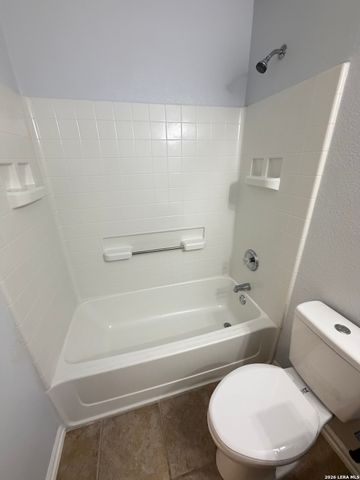 10319 Grand Club Dr, San Antonio, TX 78239
