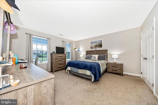 40 SWEET SHADE CT, Harpers Ferry, WV 25425