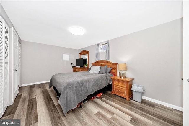 40 SWEET SHADE CT, Harpers Ferry, WV 25425