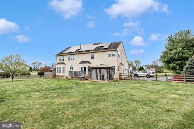 40 SWEET SHADE CT, Harpers Ferry, WV 25425