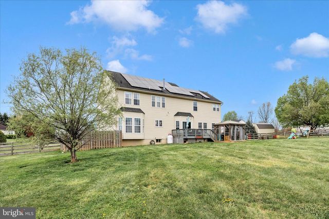 40 SWEET SHADE CT, Harpers Ferry, WV 25425