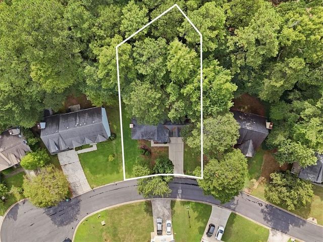 7145 Lone Oak Trace, Lithonia, GA 30058