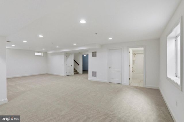 1312 VOLUNTEER DR, Brunswick, MD 21716