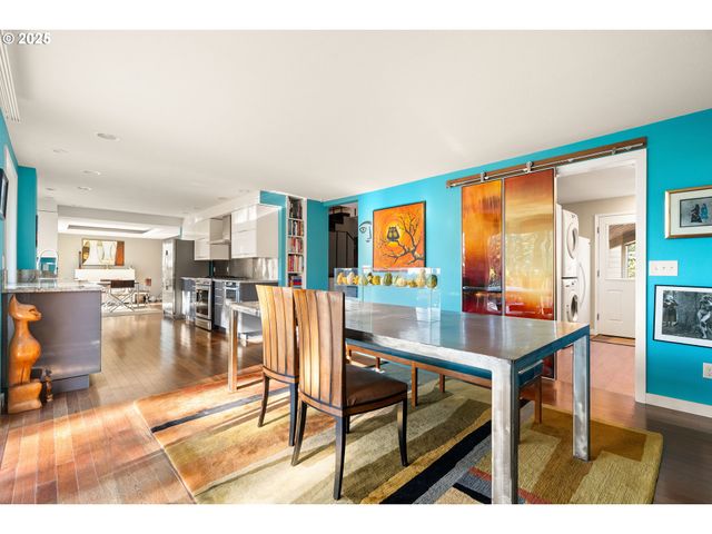 5544 Sw Wilbard St, Portland, OR 97219