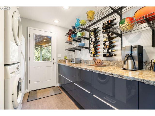 5544 Sw Wilbard St, Portland, OR 97219