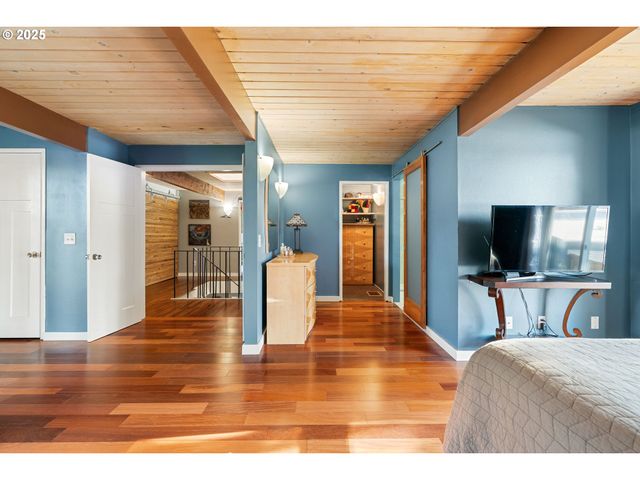 5544 Sw Wilbard St, Portland, OR 97219