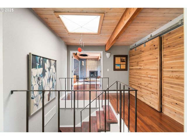 5544 Sw Wilbard St, Portland, OR 97219