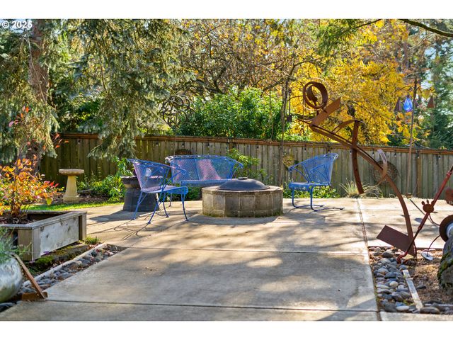 5544 Sw Wilbard St, Portland, OR 97219