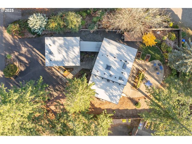 5544 Sw Wilbard St, Portland, OR 97219