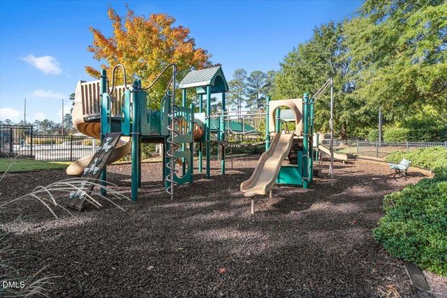 10920 Clovermill Circle, Raleigh, NC 27617