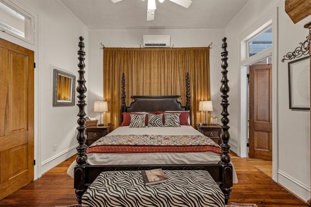 2110 Avenue O, Galveston, TX 77550