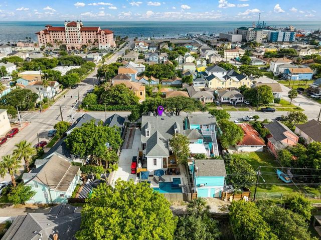2110 Avenue O, Galveston, TX 77550