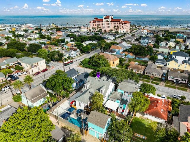 2110 Avenue O, Galveston, TX 77550