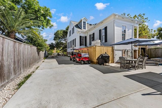 2110 Avenue O, Galveston, TX 77550
