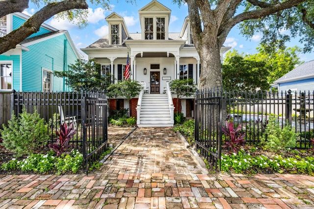 2110 Avenue O, Galveston, TX 77550
