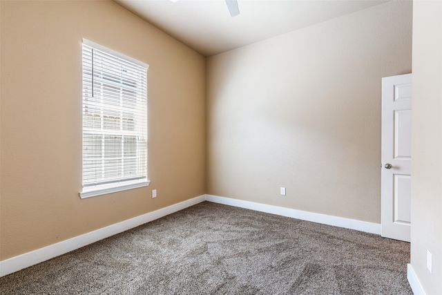 413 Henderson Street, Bonham, TX 75418