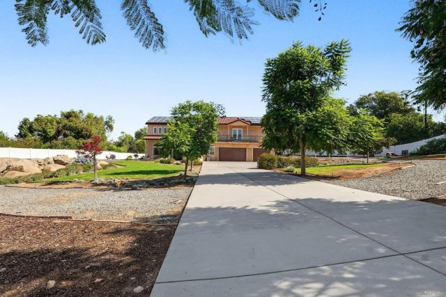 1946 Garrison, El Cajon, CA 92019