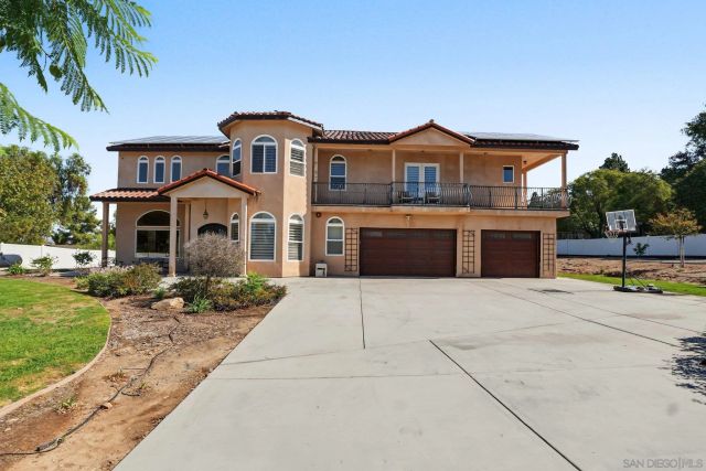 1946 Garrison, El Cajon, CA 92019