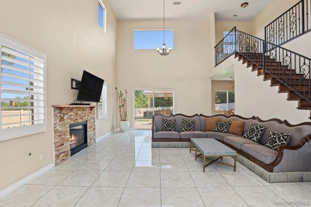 1946 Garrison, El Cajon, CA 92019