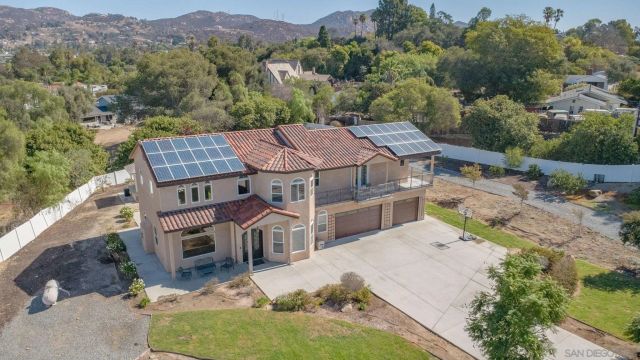 1946 Garrison, El Cajon, CA 92019