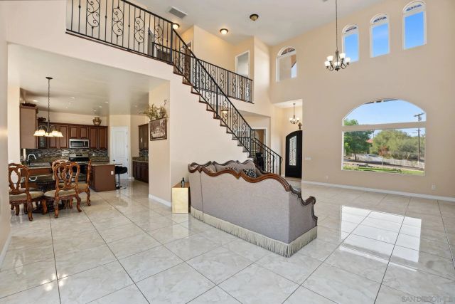 1946 Garrison, El Cajon, CA 92019