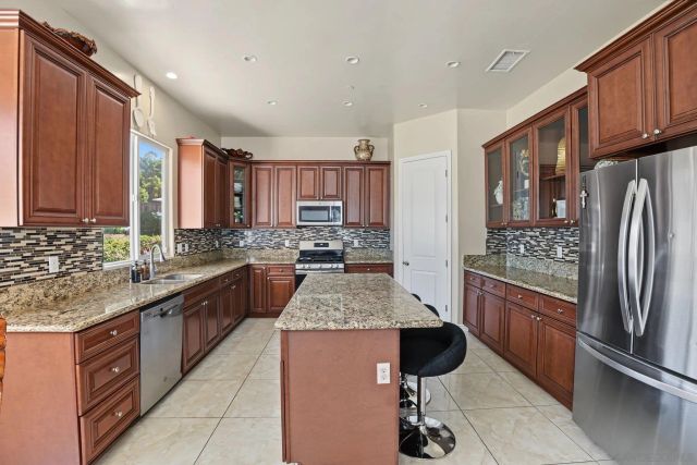 1946 Garrison, El Cajon, CA 92019