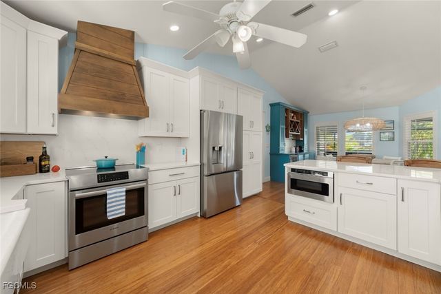 11940 Oakland DR, Bokeelia, FL 33922