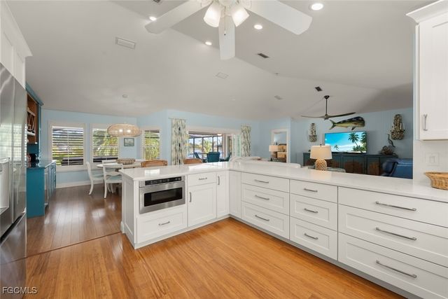 11940 Oakland DR, Bokeelia, FL 33922