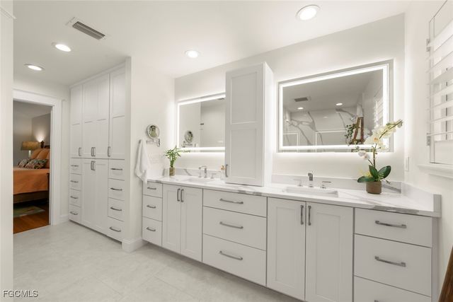 11940 Oakland DR, Bokeelia, FL 33922