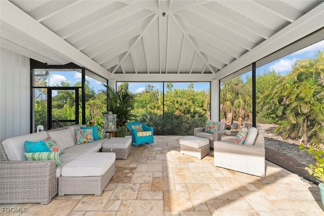 11940 Oakland DR, Bokeelia, FL 33922