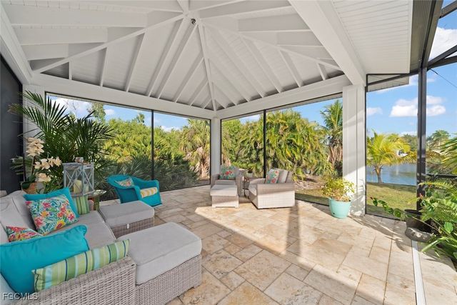 11940 Oakland DR, Bokeelia, FL 33922