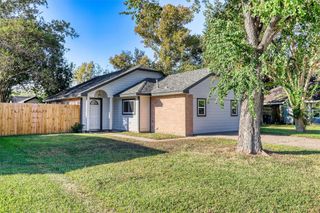 10943 Spanish Grant Drive, Sugar Land, TX 77498