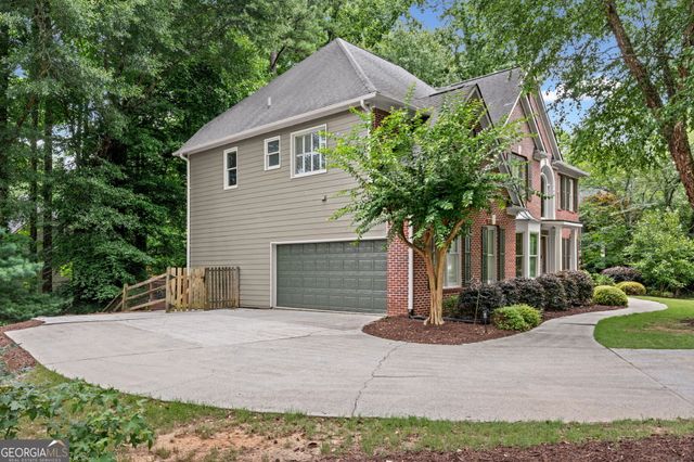 10565 Cauley Creek Drive, Johns Creek, GA 30097