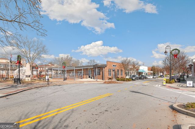 10565 Cauley Creek Drive, Johns Creek, GA 30097