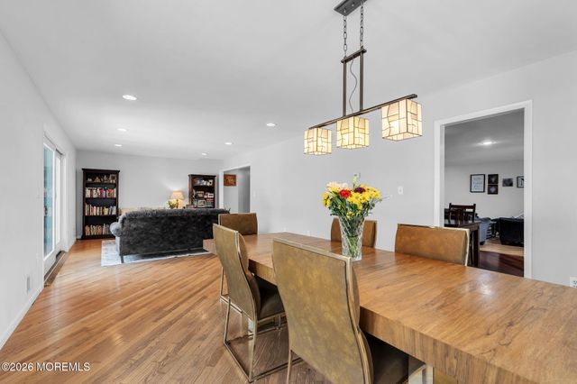 28 Five Points Road, Freehold, NJ 07728