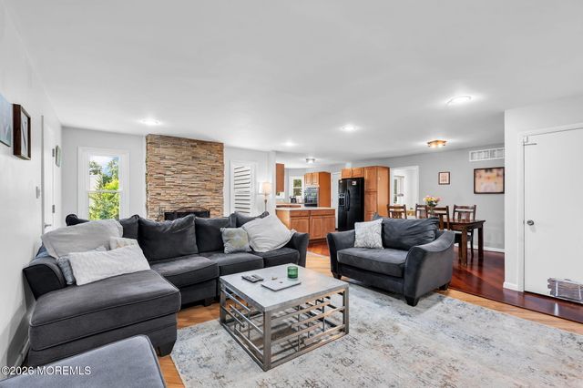 28 Five Points Road, Freehold, NJ 07728