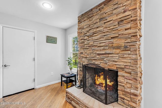 28 Five Points Road, Freehold, NJ 07728