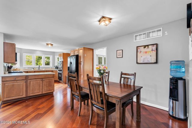 28 Five Points Road, Freehold, NJ 07728